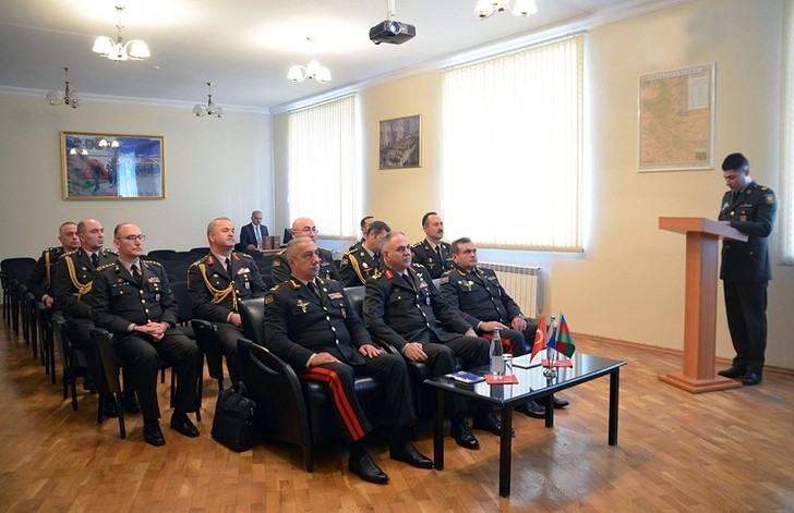 Высокопоставленная военная делегация Турции посетила АВВУ имени Гейдара Алиева - ФОТО