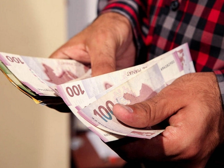 В следующем году в Азербайджане среднемесячная пенсия составит 293 маната