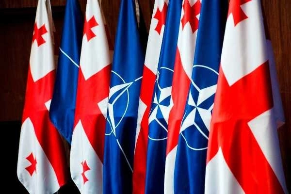 НАТО отказалось принимать Грузию без Абхазии и Южной Осетии