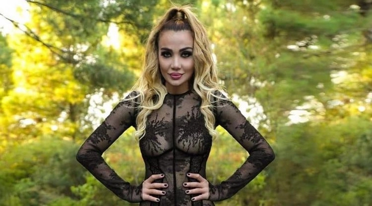 Азербайджанская модель вернулась в шоу-бизнес после рождения сына - ФОТО