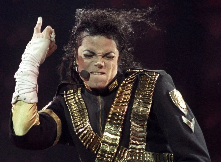 Носки Майкла Джексона планируют продать за миллион долларов – ФОТО