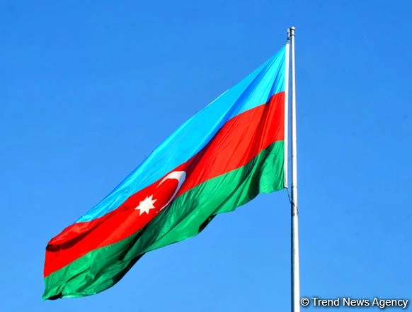 Российская «Независимая газета» опубликовала статью, посвященную Дню Государственного флага Азербайджана