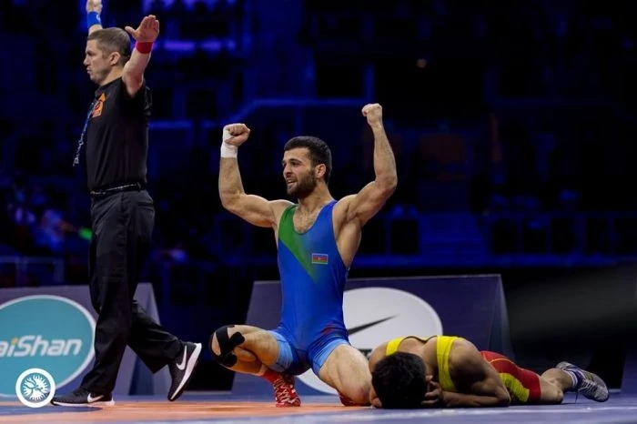 Азербайджанец Эльданиз Азизли стал чемпионом Ирана