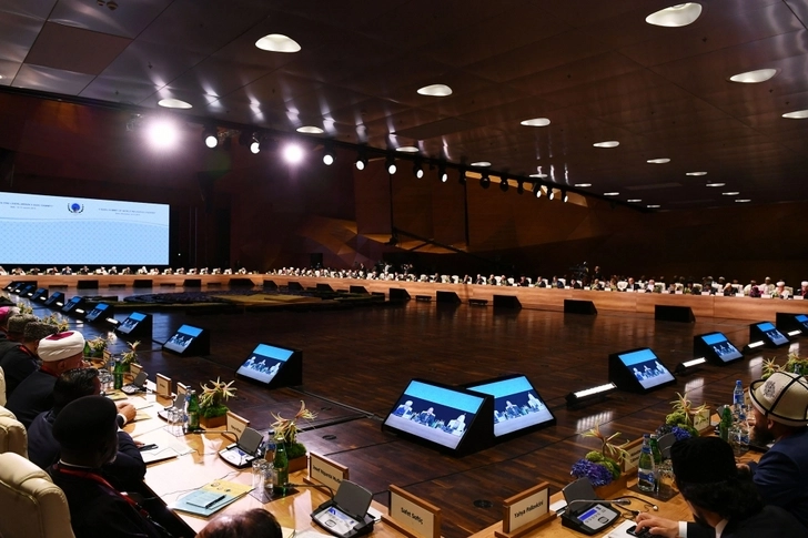 В Баку проходит II Бакинский саммит мировых религиозных лидеров - ОБНОВЛЕНО - ВИДЕО
