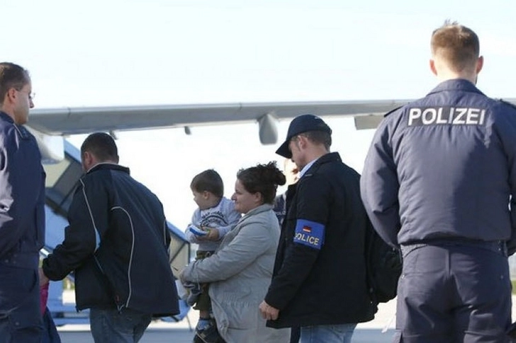 Из Германии депортированы 11 граждан Азербайджана