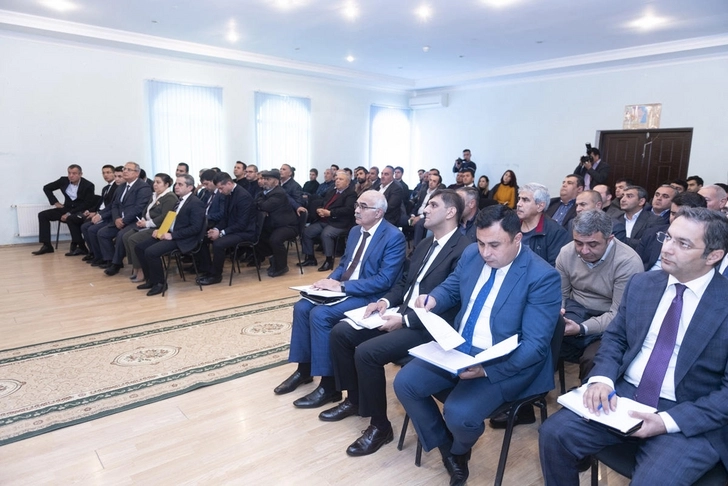 При участии Агентства по развитию МСБ Азербайджана состоялась встреча с владельцами тепличных хозяйств - ФОТО