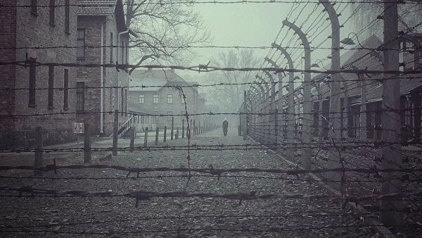Главы шести стран приедут в Освенцим на 75-ю годовщину освобождения лагеря