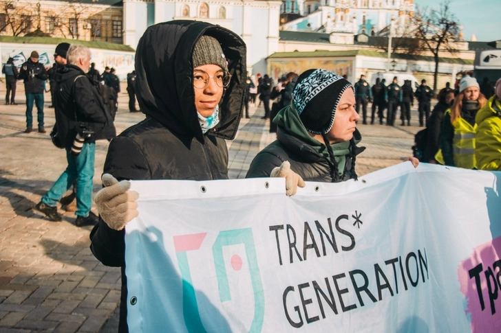 В Киеве попытались сорвать марш в поддержку трансгендеров – ВИДЕО