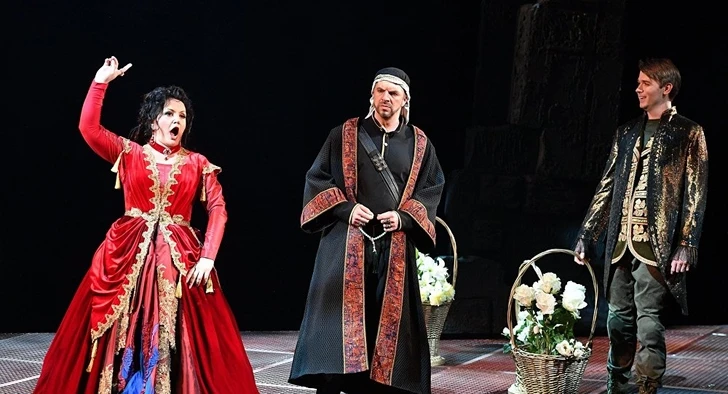 Бакинским зрителям покажут знаменитую оперу «Трубадур»