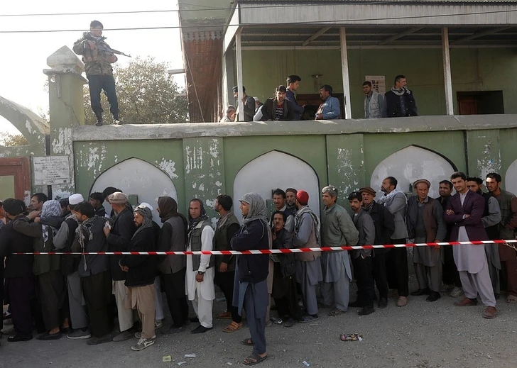 Не менее 15 человек погибли в результате взрыва в Афганистане