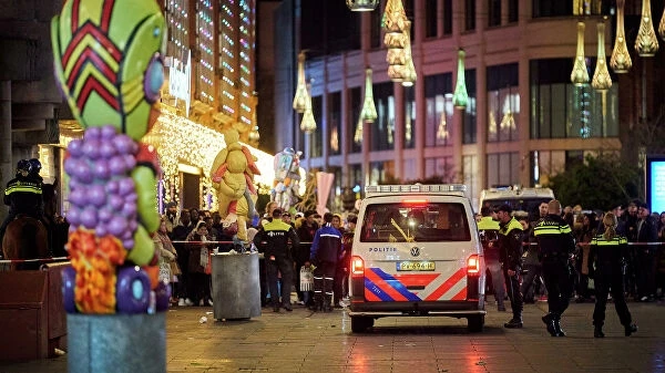 В Гааге в результате нападения пострадали три человека