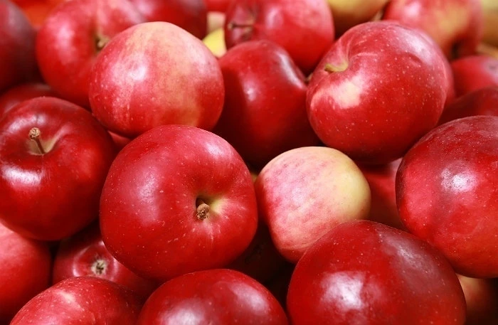 В США презентовали сорт яблок, которые не портятся в течение года