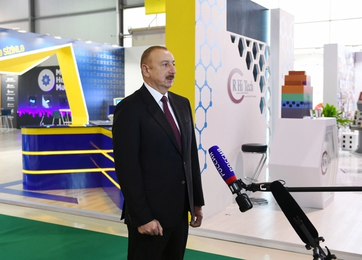 Телеканал «Россия-24» показал репортаж о выставке «Bakutel». В репортаж вошло интервью Ильхама Алиева – ВИДЕО