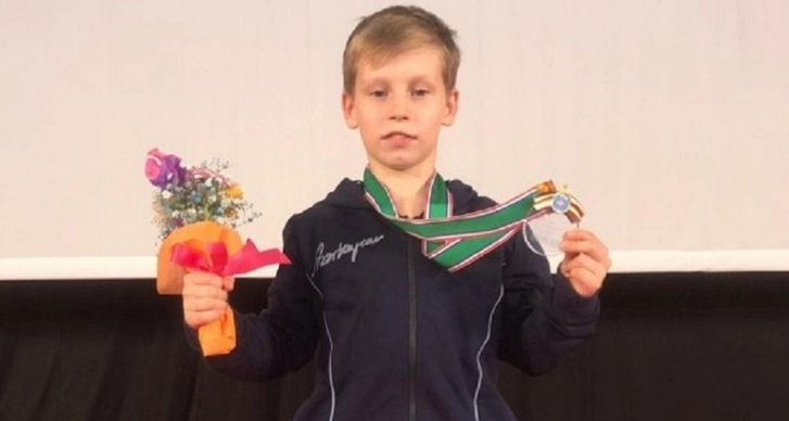 Азербайджанский гимнаст завоевал «золото» в Японии - ВИДЕО
