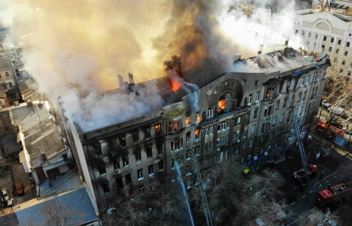 В Украине 8 декабря объявлен траур в связи с пожаром в Одесском колледже