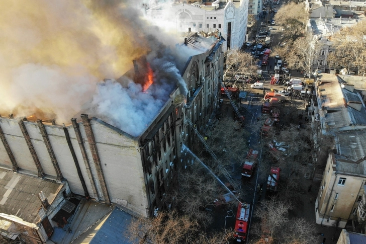 Число погибших на пожаре в Одесском колледже увеличилось до десяти человек