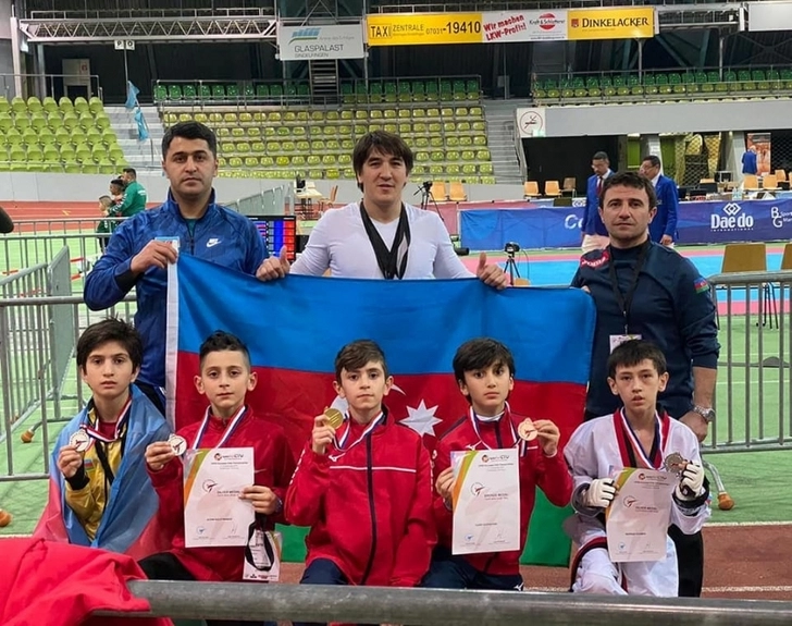 Азербайджанские тхэквондисты завоевали семь медалей на первенстве Европы - ФОТО