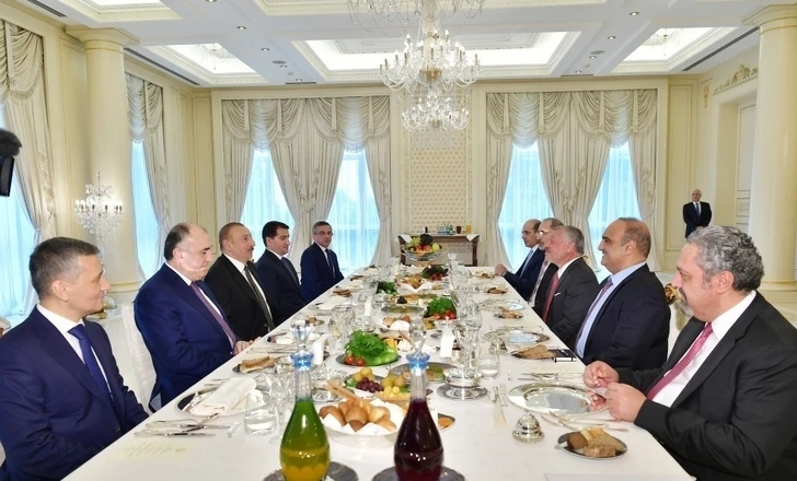 Состоялся рабочий обед Ильхама Алиева и Абдаллы II
