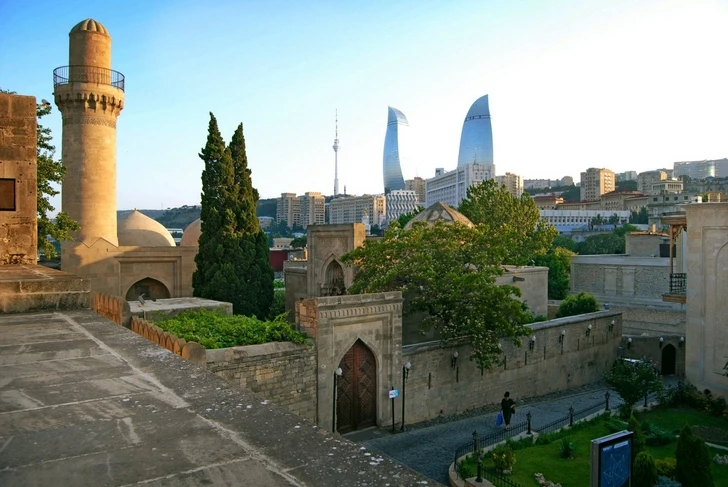 Количество туристов, посетивших Азербайджан, достигло трех миллионов