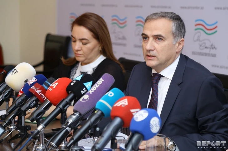 Фарид Шафиев: Армения создает шоу вокруг взаимных визитов журналистов