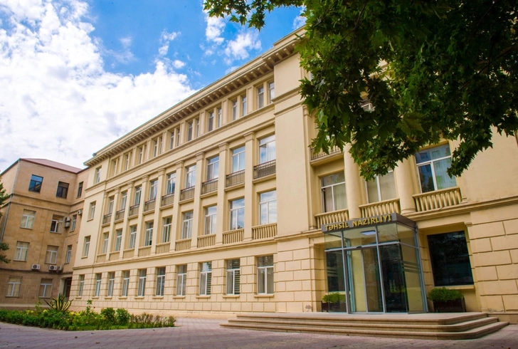 Министерство образования Азербайджана отреагировало на жалобы