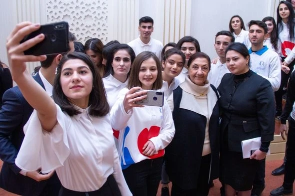 Дилара Сейидзаде провела встречу с молодежью на тему «Гейдар Алиев: гражданство и государственность» - ФОТО