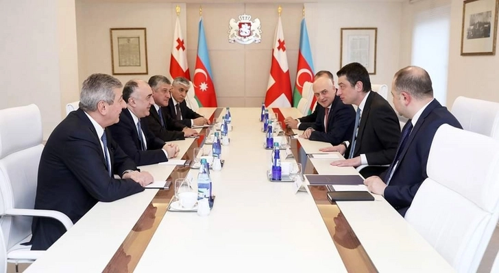 Эльмар Мамедъяров обсудил с премьер-министром Грузии ряд важных вопросов