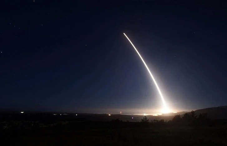 В Китае испытали ракету, способную долететь до США