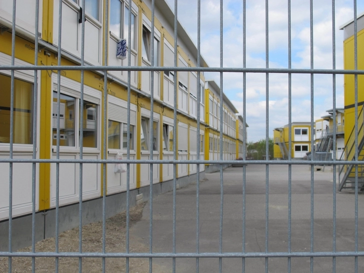 В центрах депортации Германии содержатся и граждане Азербайджана