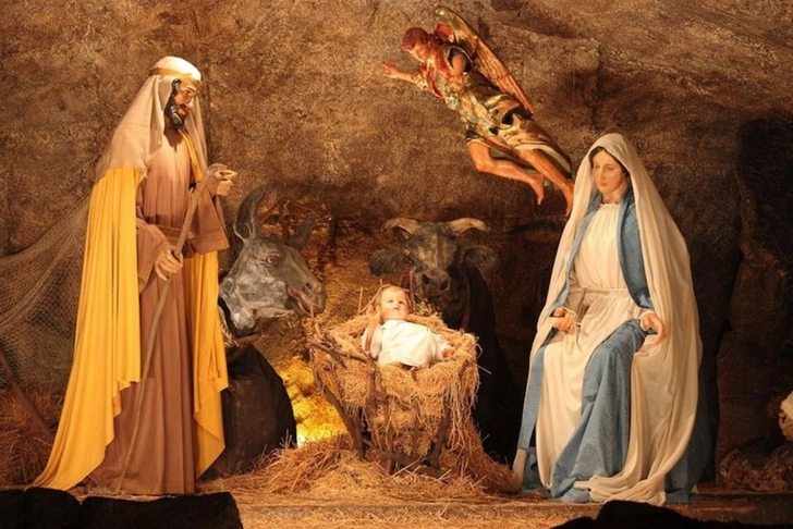 Под средневековой картиной скрывался рождественский сюжет