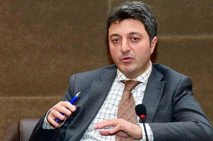 Турал Гянджалиев: Карабахские школы продолжают функционировать при посольствах и диаспорских центрах