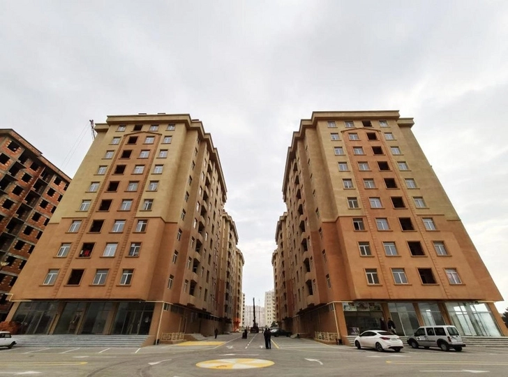 Семьи шехидов и инвалиды Карабахской войны получили новые квартиры в Абшеронском районе
