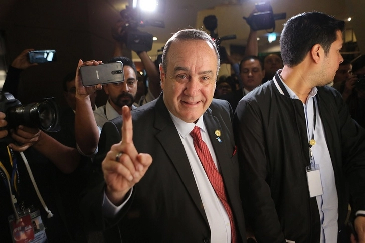 В Гватемале вступил в должность новый президент