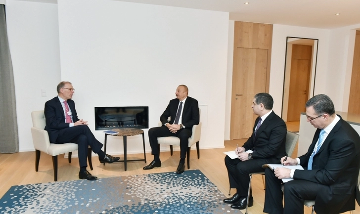 Ильхам Алиев встретился в Давосе с генеральным исполнительным директором компании Carlsberg Group - ОБНОВЛЕНО