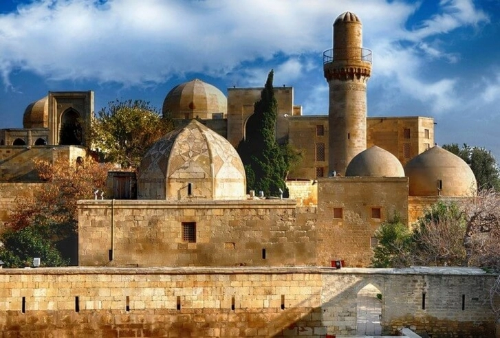 Top10.travel предложил своим читателям топ самых интересных и красивых мест в Азербайджане – ФОТО