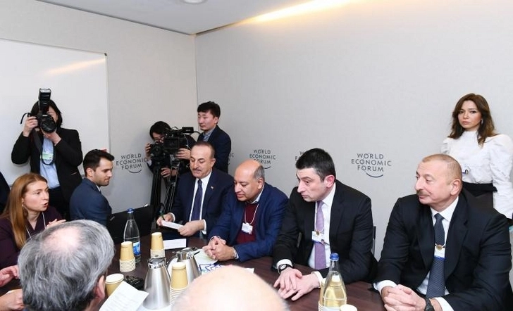 Ильхам Алиев принял участие в совещании, проводимом в рамках Всемирного экономического форума – ФОТО