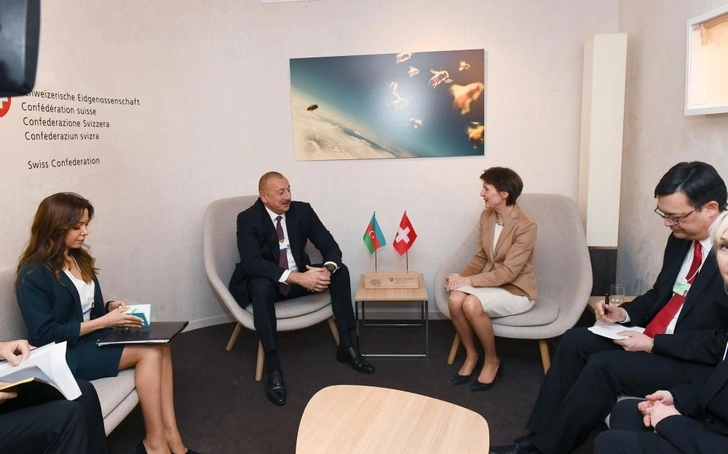 Ильхам Алиев встретился в Давосе с президентом Швейцарии – ФОТО