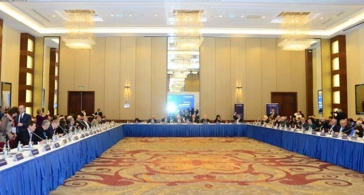 В рамках конференции «Баку-Москва - диалог культур» состоялось открытие круглого стола - ФОТО