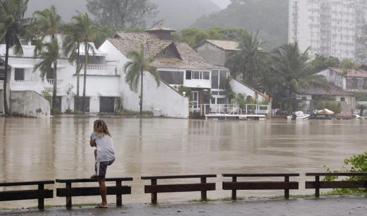 В Бразилии из-за дождей и оползней погибли 23 человека