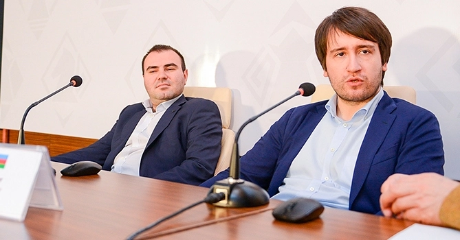 Два азербайджанских шахматиста вошли в первую десятку мирового рейтинга