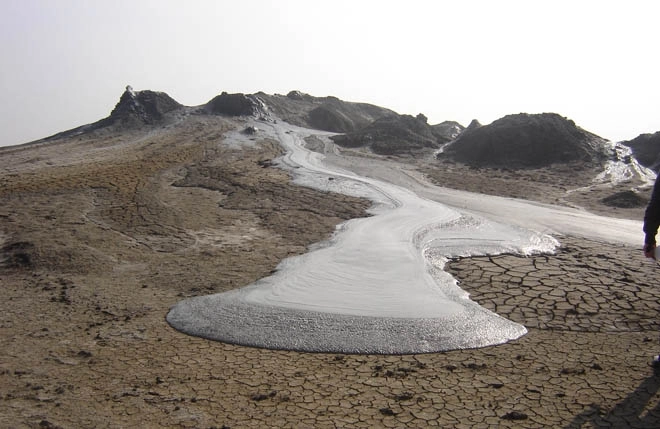 В Азербайджане будет создан туристический комплекс грязевых вулканов