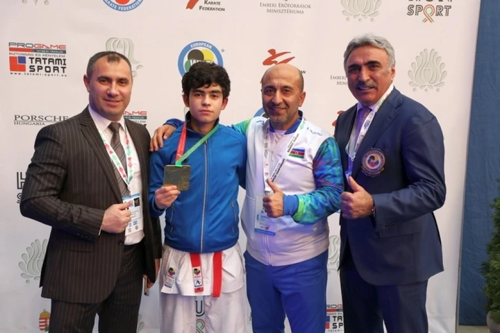 Юный азербайджанский каратист завоевал золотую медаль чемпионата Европы - ФОТО