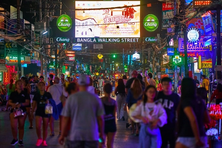 Эксперты рассказали, сколько туристов потерял Таиланд из-за вируса