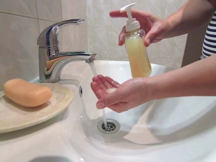 Отказ мыть руки гораздо опаснее, чем использование твердого мыла в общественных местах. Точка зрения