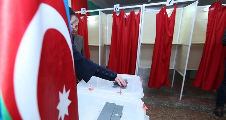 ЦИК Азербайджана признал недействительными итоги парламентских выборов на пяти участках двух округов