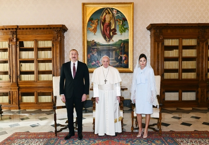 Президент Азербайджана и Первый вице-президент встретились с Папой Римским - ОБНОВЛЕНО/ФОТО/ВИДЕО