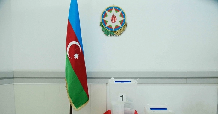 В Азербайджане более чем на 100 участках отменили результаты голосования