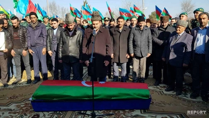 Азербайджан простился с погибшим солдатом - ОБНОВЛЕНО - ФОТО