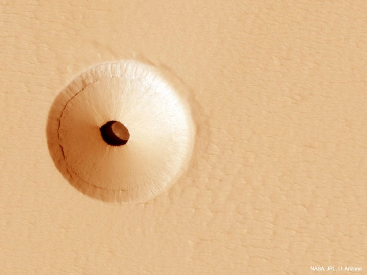 Загадочная дыра на Марсе может скрывать признаки жизни на планете