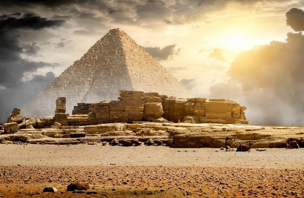 В Египте обнаружили и вскрыли тайник фараона Тутмоса II